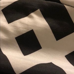 Meet your Posher, Esmer